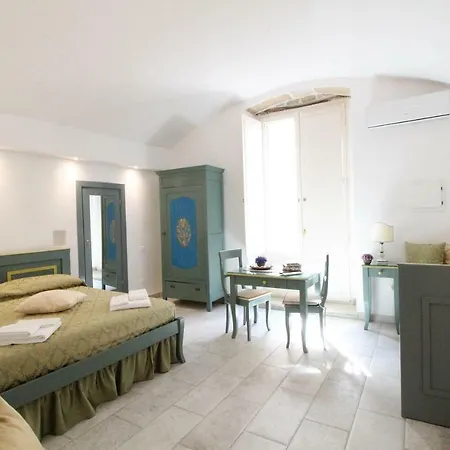 Duomo And Frühstückspension